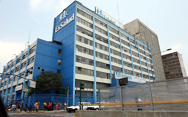 Detectan que equipos valorizados en US$ 7 mllns. estuvieron inoperativos en EsSalud