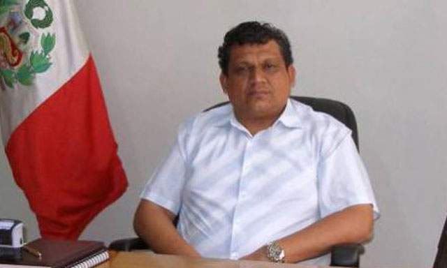Denuncian que alcalde vacado de Punta Negra trató de sustraer documentos