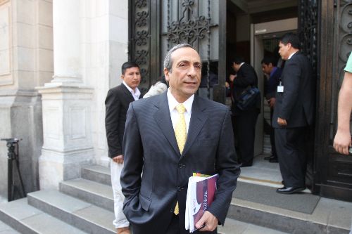 Contralor Destaca necesidad de reducir riesgos de corruptelas