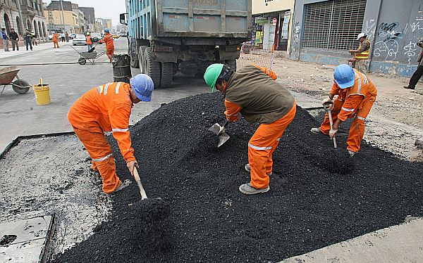 Ejecutivo lanzó convocatoria por S/.420 millones para obras en gobiernos locales