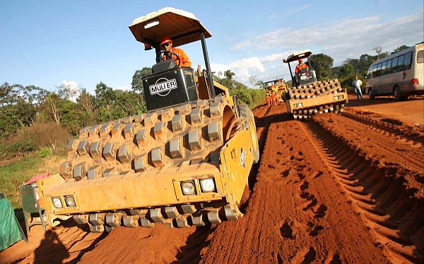 El Ministerio de Transportes invertirá más de S/.7 mil millones en el 2013