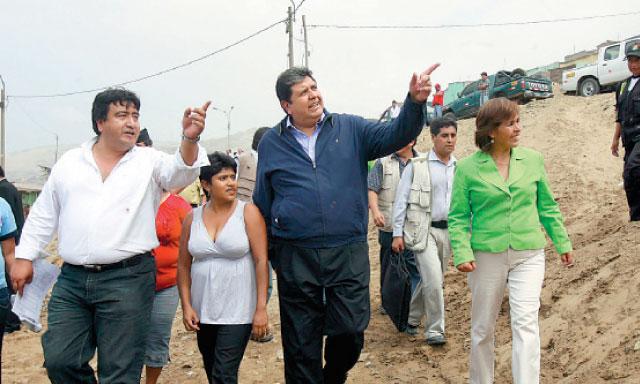 Carlos Arana, del Apra, involucrado en oscuros contratos de Agua para Todos