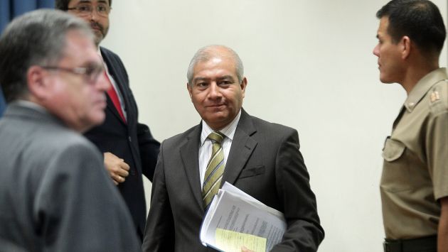 Carlos Bruce: “Mininter bota el dinero con campaña publicitaria”