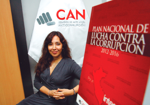 “Yo me alegro cuando aparecen denuncias de corrupción en los medios”