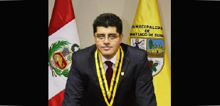 ‘Amoroso’ Alcalde de Surco es denunciado por peculado y malversación de fondos