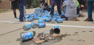 Otra denuncia contra Qali Warma: Niños de Huánuco reciben conservas podridas