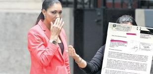 Cenaida Uribe: Cartas complican su situación en la Comisión de Ética
