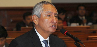 Comisión de Fiscalización abrió investigación a René Cornejo