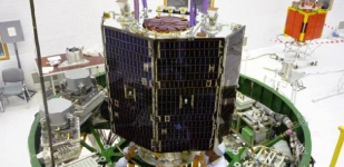 Gobierno consuma compra de satélite a precio sobrevalorado