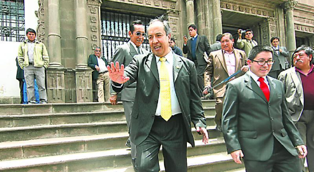 Fiscalía investiga a expresidente regional del Cusco, Jorge Acurio