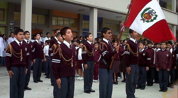 Minedu invertirá S/. 200 millones en renovación de mobiliario escolar