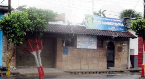 Sobrecosto en adquisición de camionetas en Punchana