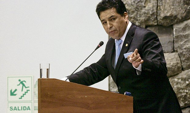 Acusan a gestión Licona de favorecer empresas a cargo del hospital