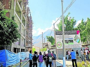 Detectan irregularidades en obras millonarias ejecutadas en Unheval