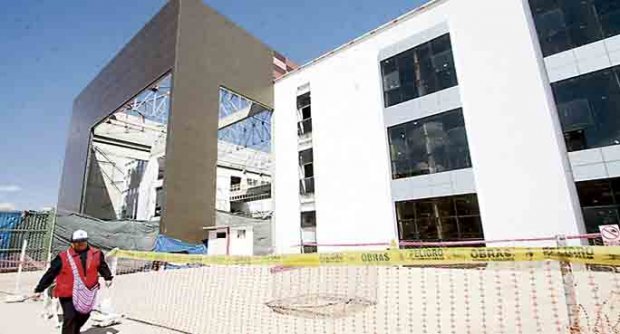 Fiscalía Anticorrupción investigará contratación de empresas para hospital Lorena del Cusco