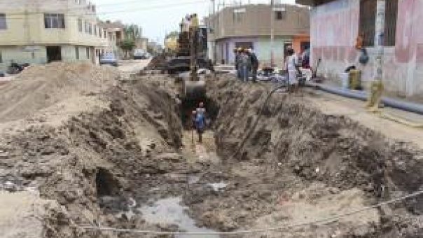 Evaluarán ceder a pedidos de consorcio que renueva los colectores de Chiclayo