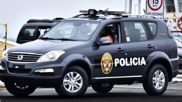 Ministro del Interior descarta irregularidades en compra de autos para Policía Nacional