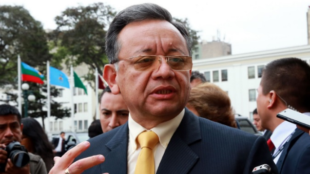 Contralor Alarcón afirma que su labor es técnica y proactiva