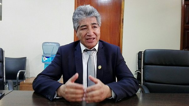 Gobernador pide a Alix Aponte demostrar casos de corrupción con pruebas