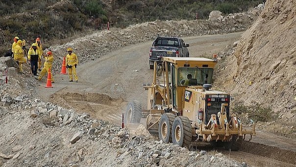Sanción a empresa que construye vía Tacna – Collpa no paralizará obra