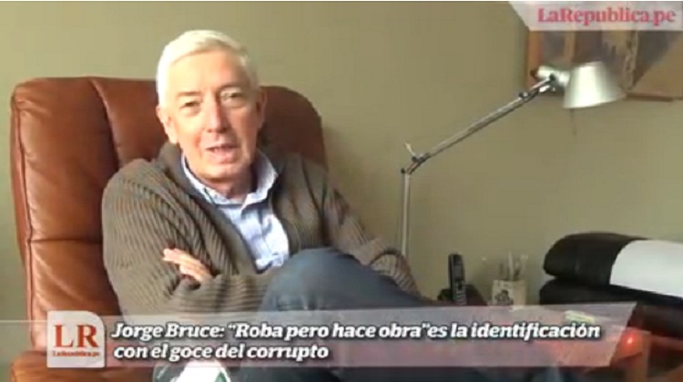 Roba pero hace obra… Inútil por Jorge Bruce