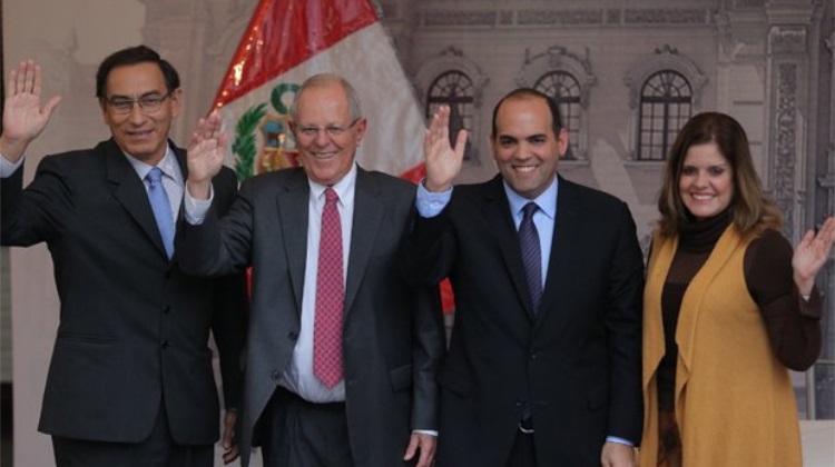 Revisarán historial de los asesores del presidente, Proveedores acusan a ex asesor Moreno de digitar las licitaciones
