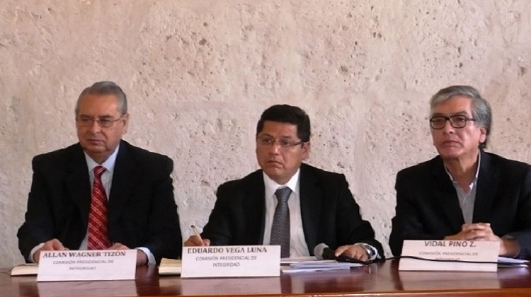 Comisión de Integridad recoge en Arequipa propuestas para prevenir corrupción