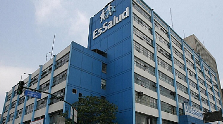 EsSalud colabora con denuncia de irregularidades hecha por Contraloría