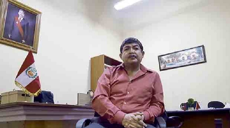 Gobernador y alcalde de Tacna en la mira del Congreso