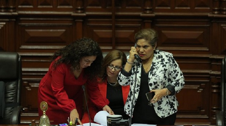 Congreso compra 980 computadoras sin licitación a empresa de PJ en Trujillo