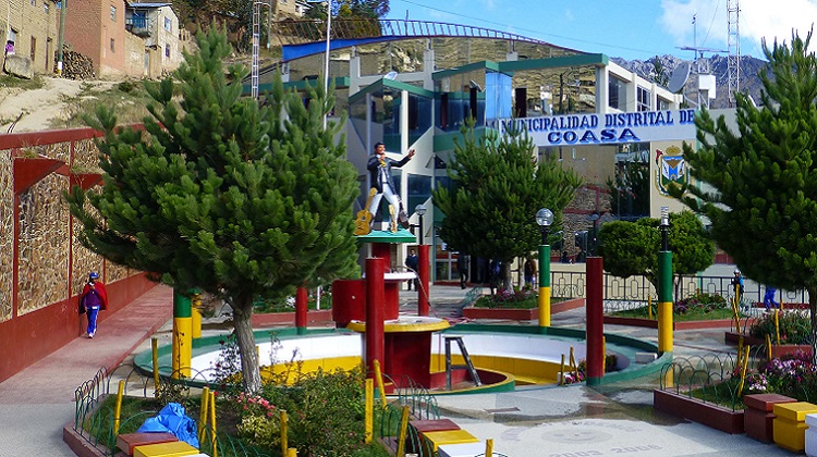 Fiscalía Anticorrupción visita sorpresivamente a Municipalidad de Coasa tras denuncias de casos de corrupción.