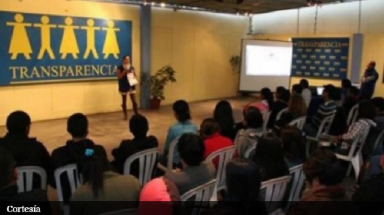 Transparencia destaca avances importantes en normas anticorrupción