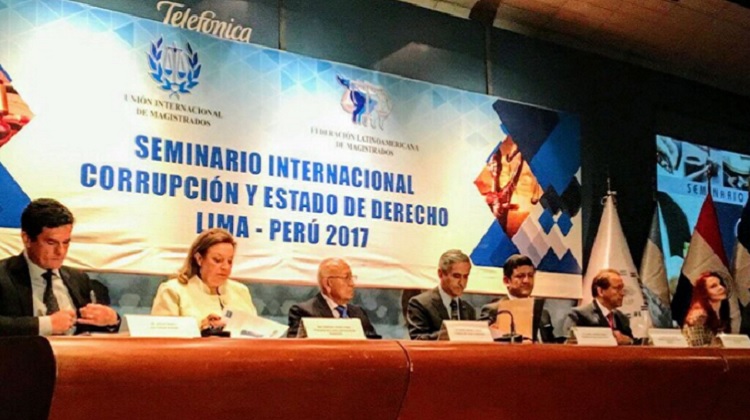 Corrupción impide a los países consolidarse en la vía del desarrollo