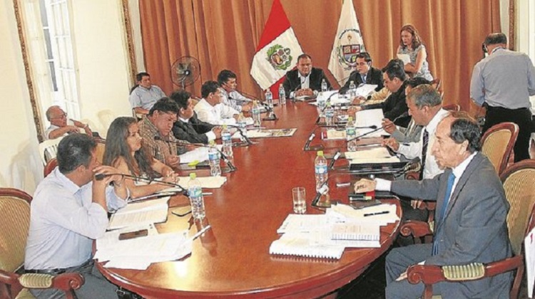 La Libertad: Funcionarios explicarán ante consejeros por qué se gasta S/ 100,000 en reparar vehículos