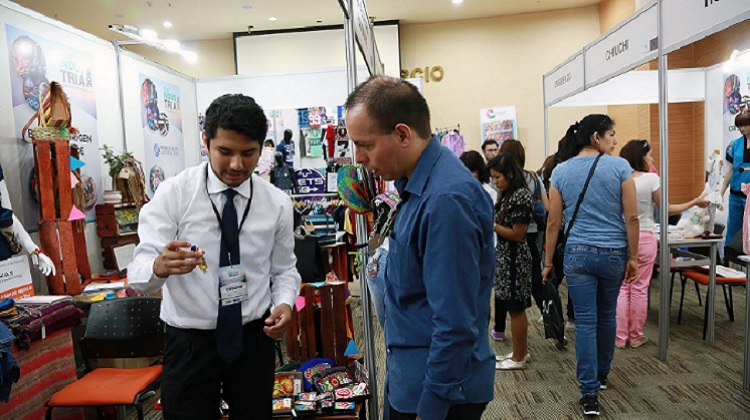 Perú Compras identifica mejoras para sus Catálogos Electrónicos