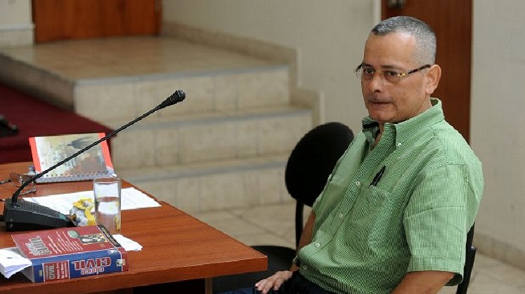 Condenan a Orellana a seis años por cartas fianzas falsas