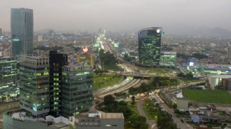 Empresas privadas esperan llamado del Gobierno para participar en reconstrucción