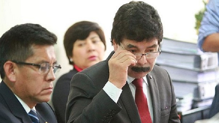 Alcalde Alfredo Zegarra es investigado por negociación incompatible