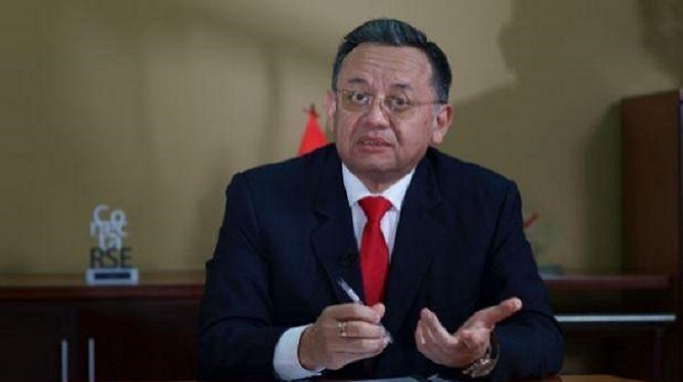 Contralor Edgar Alarcón acusa represalias por informe de aeropuerto de Chinchero