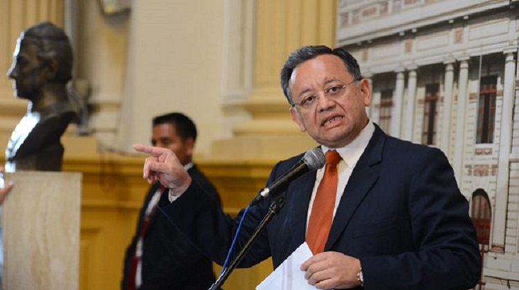 La Contraloría y el contralor compartían un proveedor