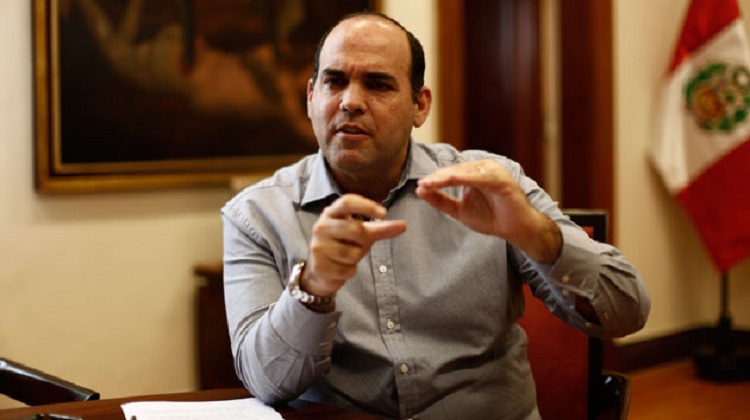Fernando Zavala: “La corrupción paraliza los proyectos en el país”