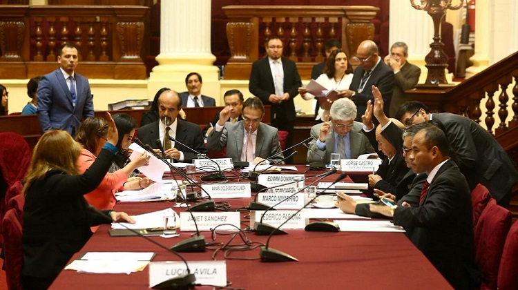 Carlos Moreno: Fiscalización lo denuncia por asociación ilícita para delinquir