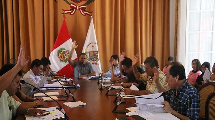 Denuncian mal uso de dinero para emergencia por el Niño