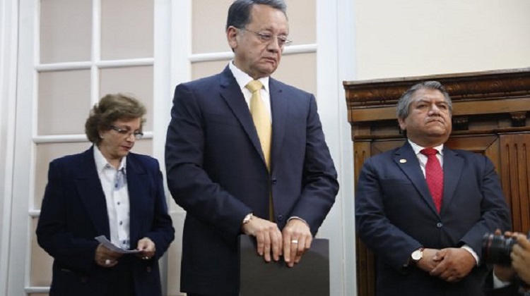 La defensa de Edgar Alarcón: “¿Qué hay de malo en vender terrenos?”