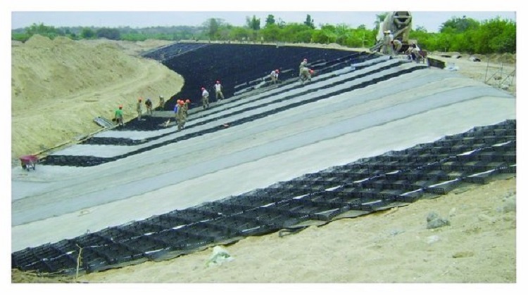 Detectan un perjuicio de más S/11´000,000 en obra del PEBPT