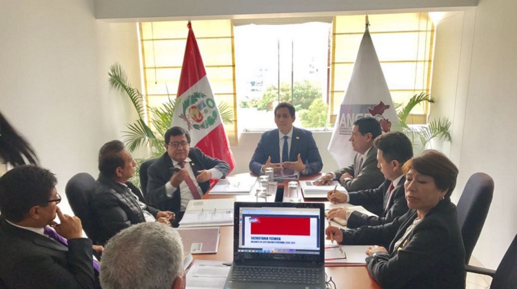 Regiones expresan voluntad de contribuir en lucha contra la corrupción