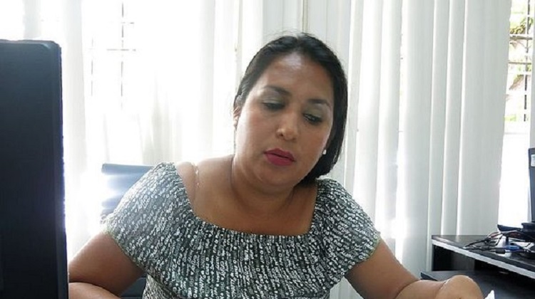 Tumbes: Consejera Campos denuncia irregularidades en construcción de colegio