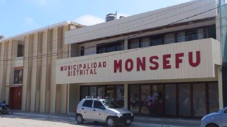 Acusan a exfuncionarios de negociación incompatible en obra millonaria de Monsefú