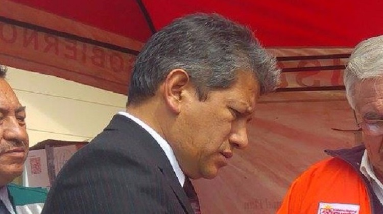 Citarán a gerente regional por presunto favorecimiento a familiar en licitación