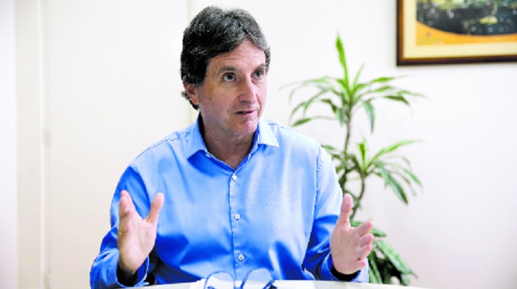 De la Flor: se planea otorgar US$ 2,750 millones en contratos de reconstrucción el 2017 y 2018